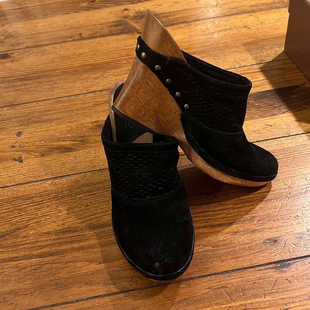 Barely worn Michael Kors black wooden clog! Make an offer!